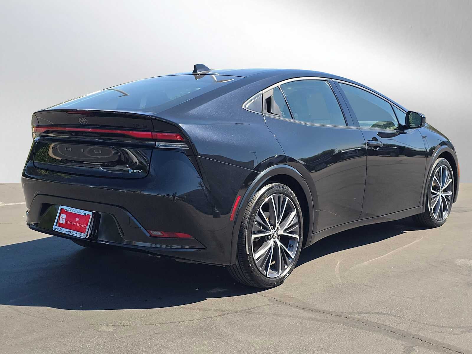 2025 Toyota Prius XLE