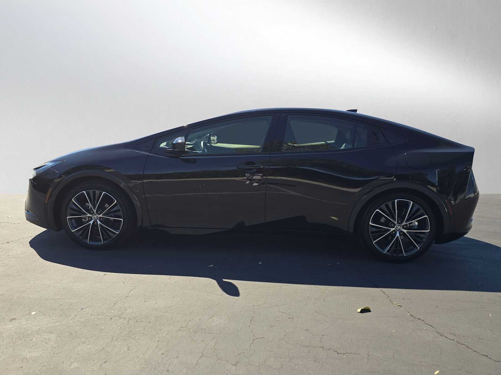 2025 Toyota Prius XLE