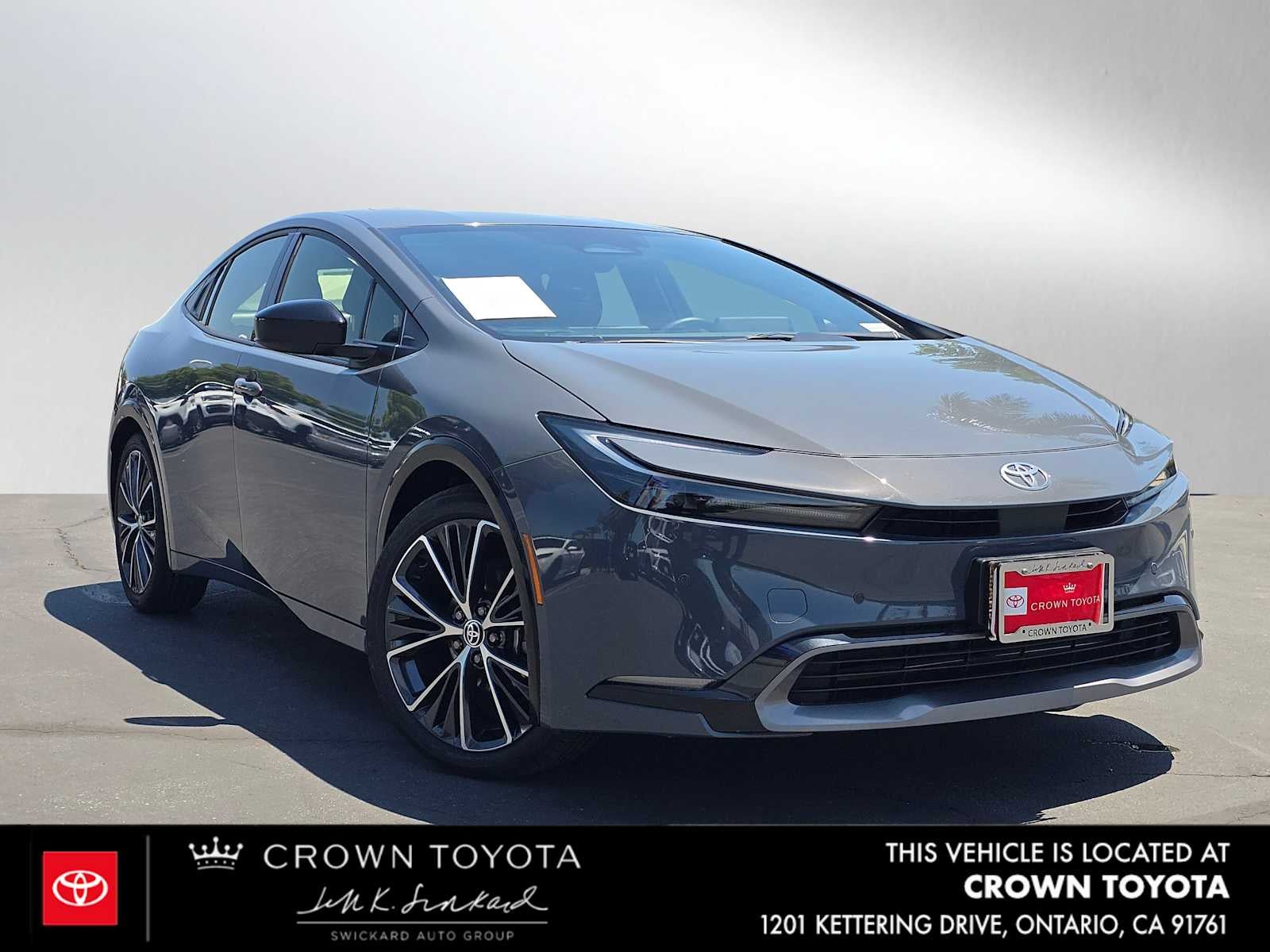 2025 Toyota Prius XLE