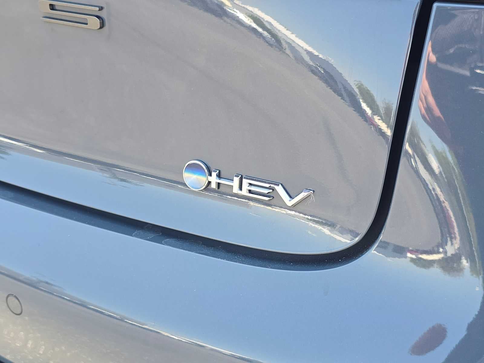 2025 Toyota Prius XLE