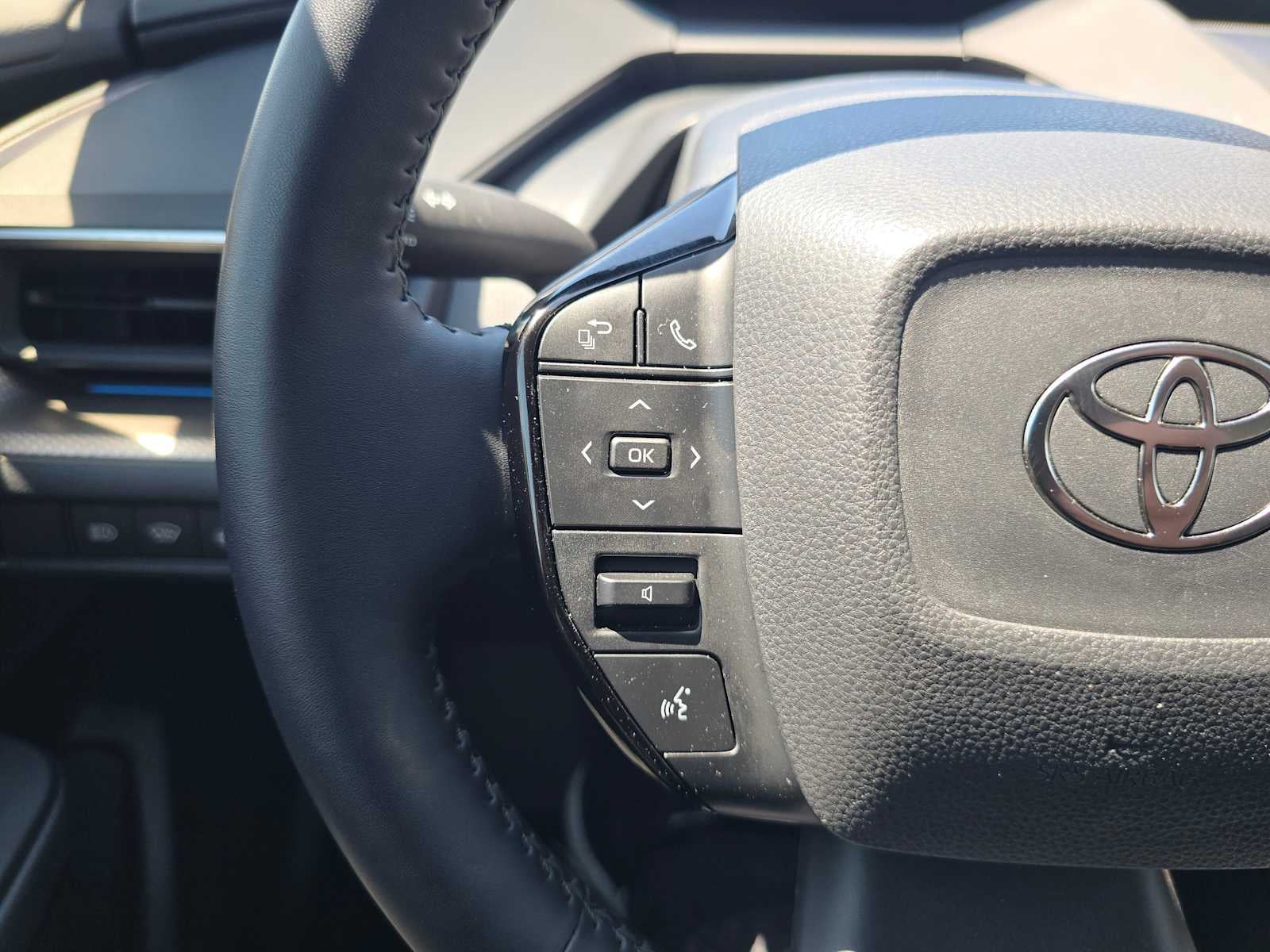 2025 Toyota Prius XLE