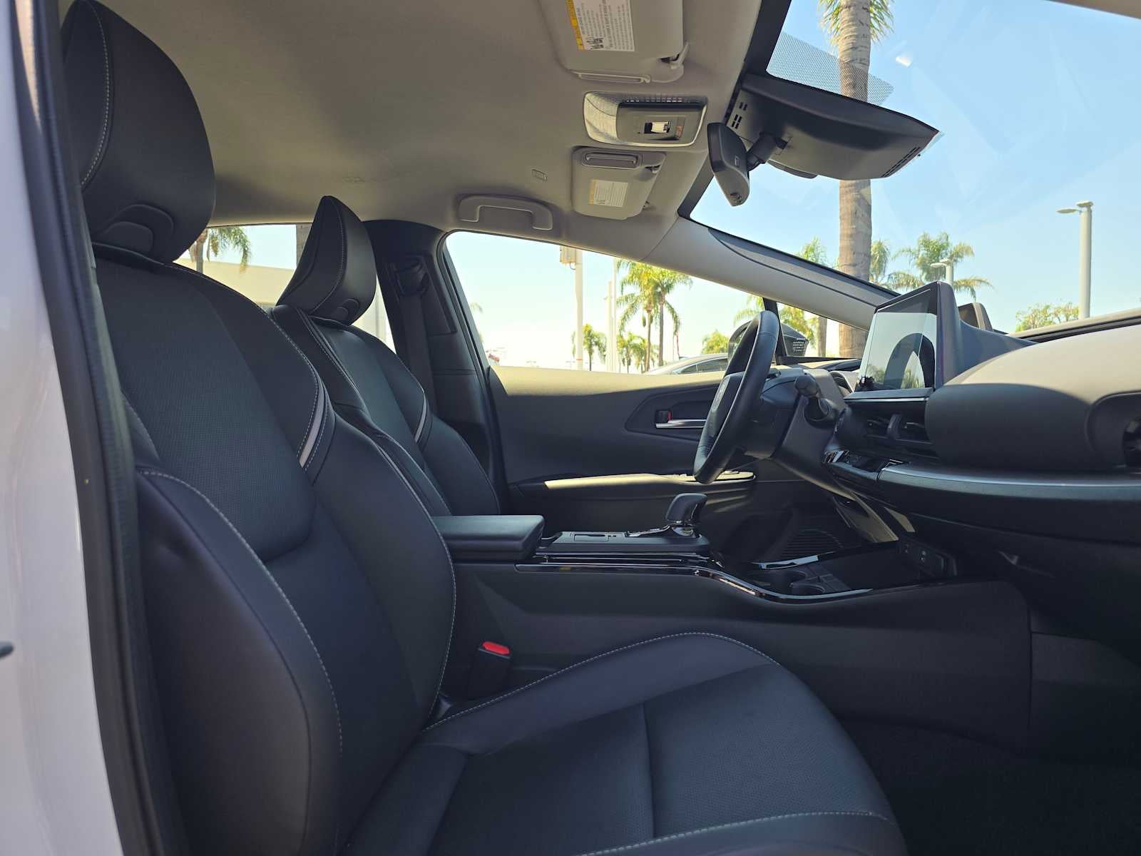 2025 Toyota Prius XLE