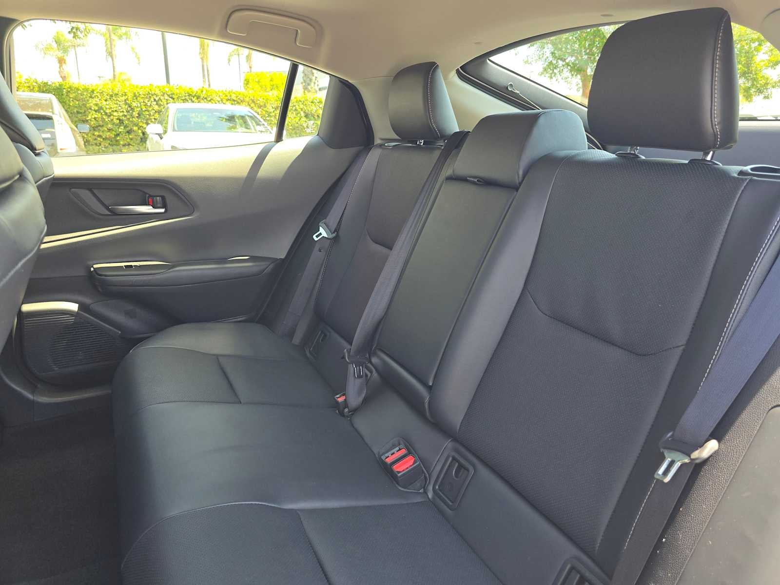 2025 Toyota Prius XLE