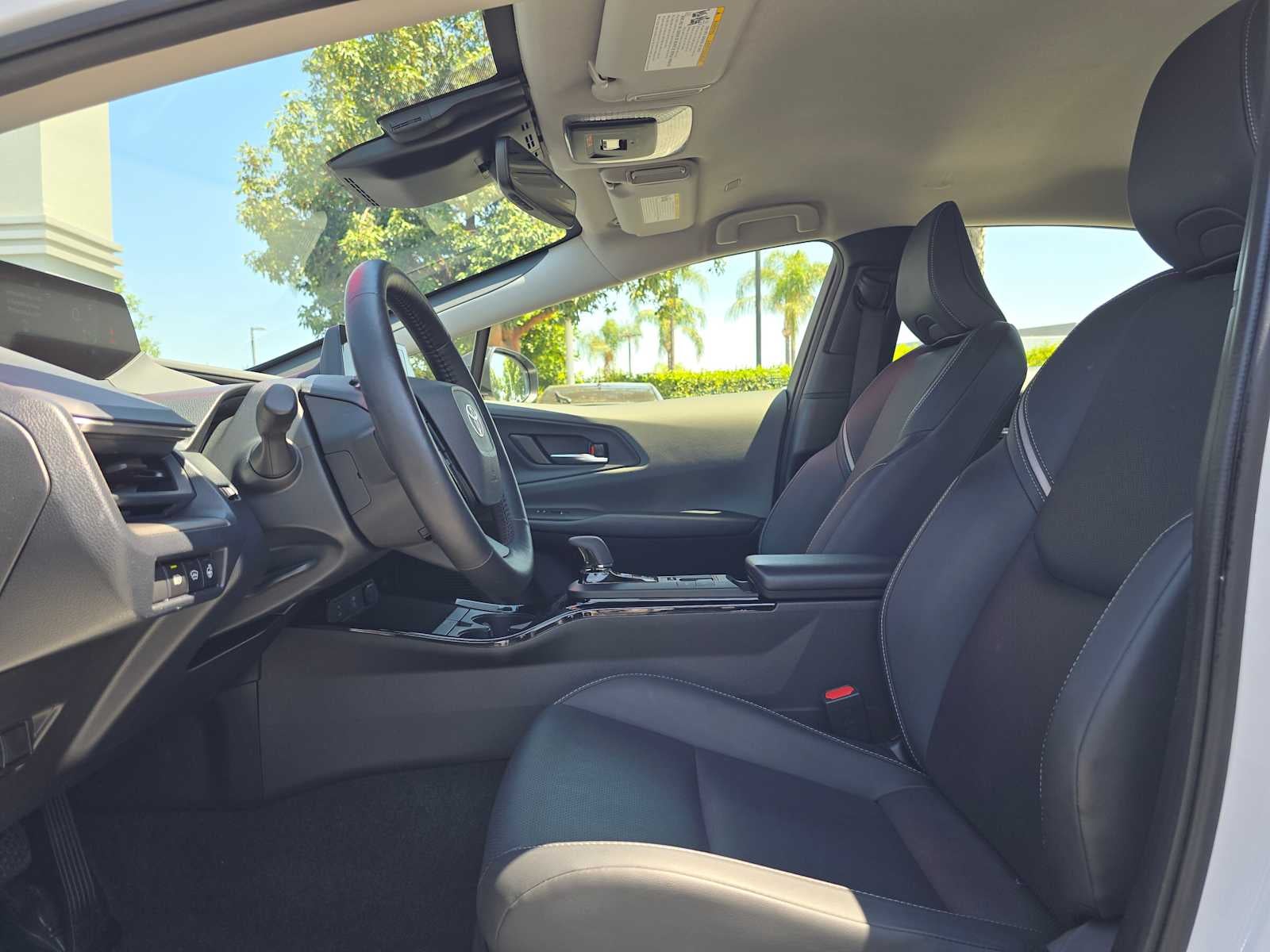 2025 Toyota Prius XLE