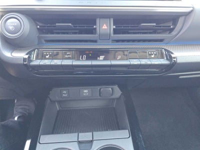 2025 Toyota Prius XLE