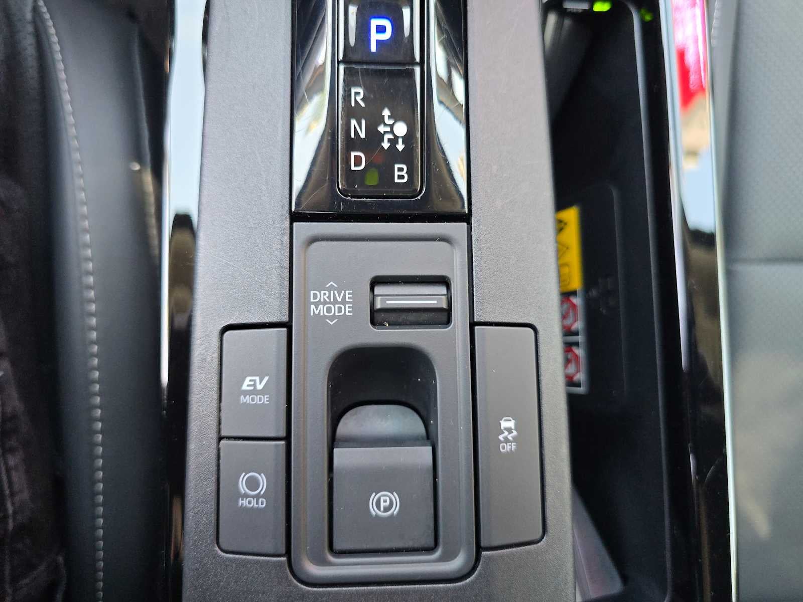 2025 Toyota Prius XLE