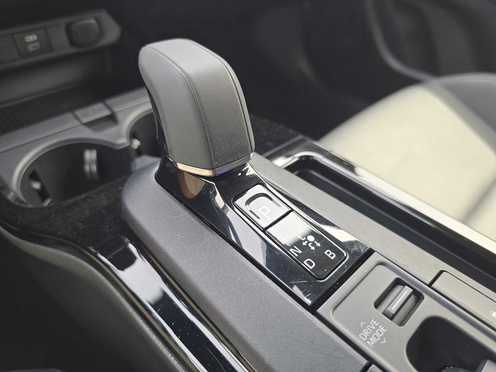 2025 Toyota Prius XLE