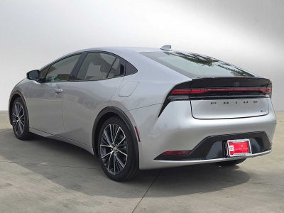 2025 Toyota Prius XLE