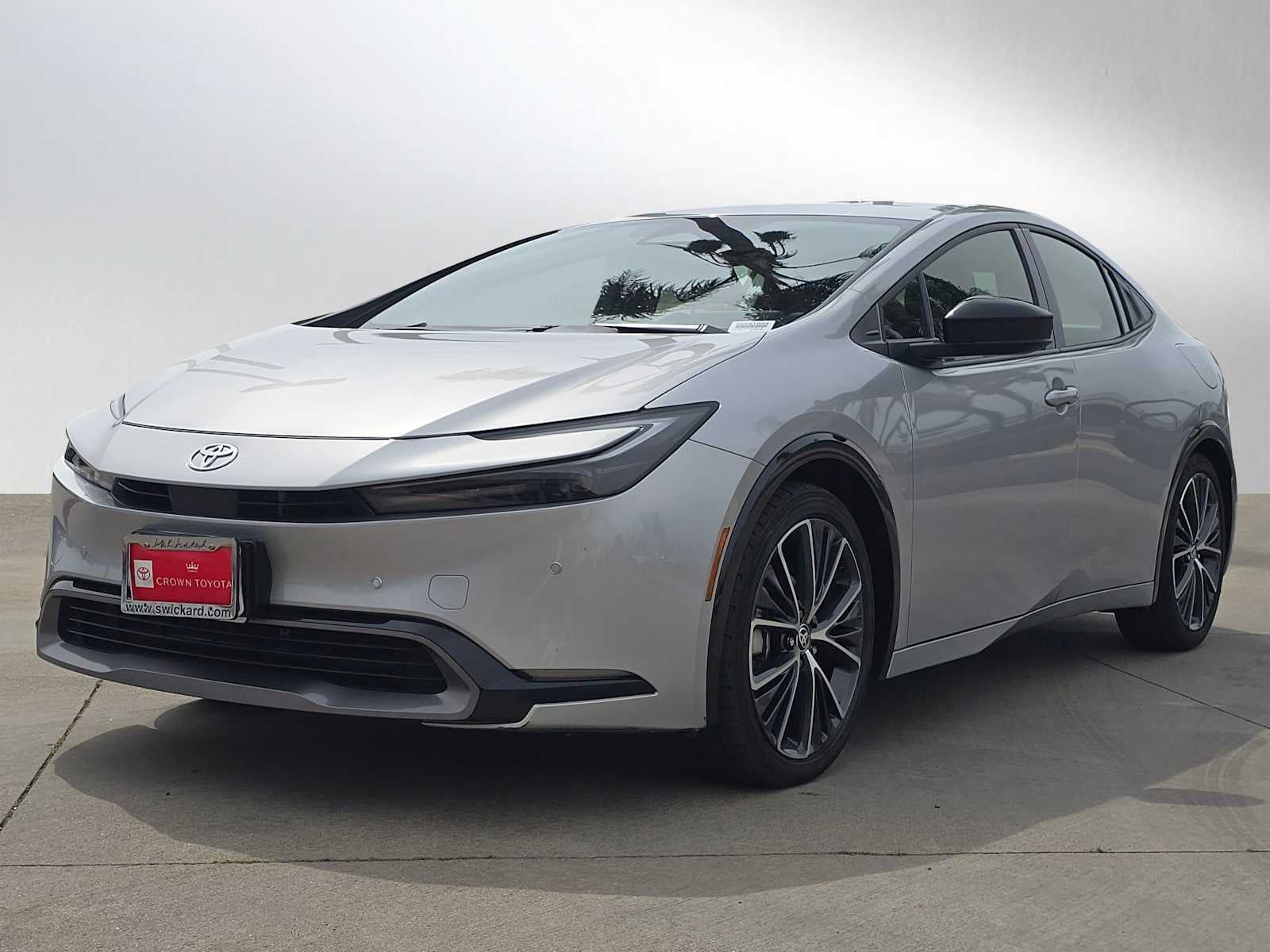 2025 Toyota Prius XLE