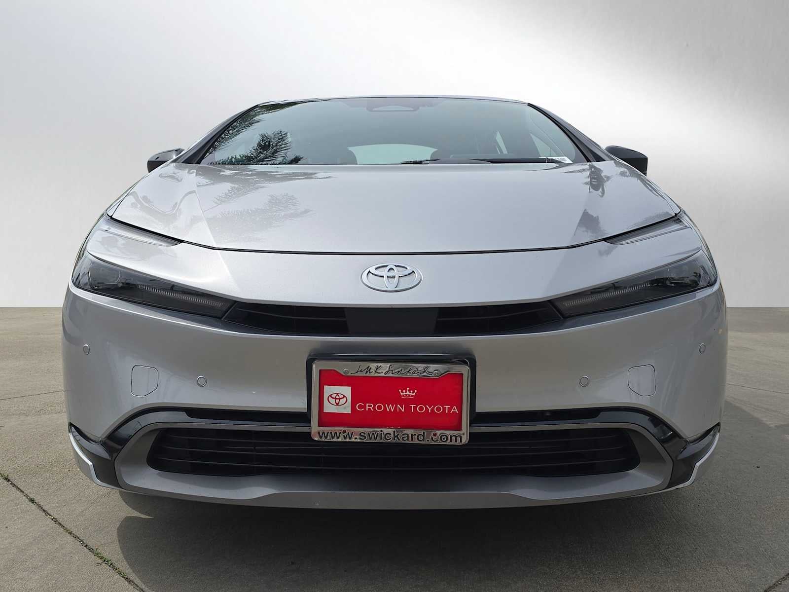 2025 Toyota Prius XLE