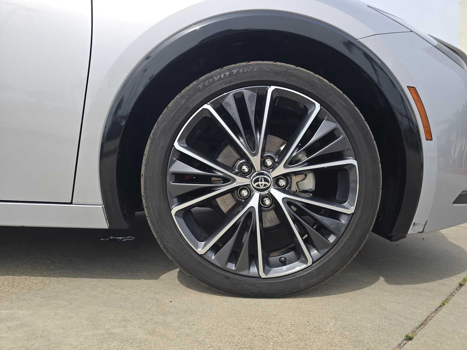 2025 Toyota Prius XLE