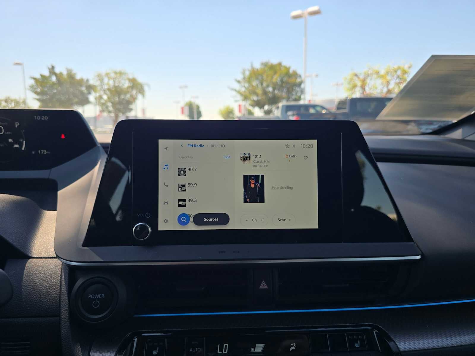 2025 Toyota Prius XLE