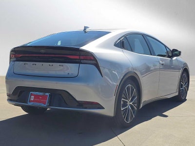 2025 Toyota Prius XLE