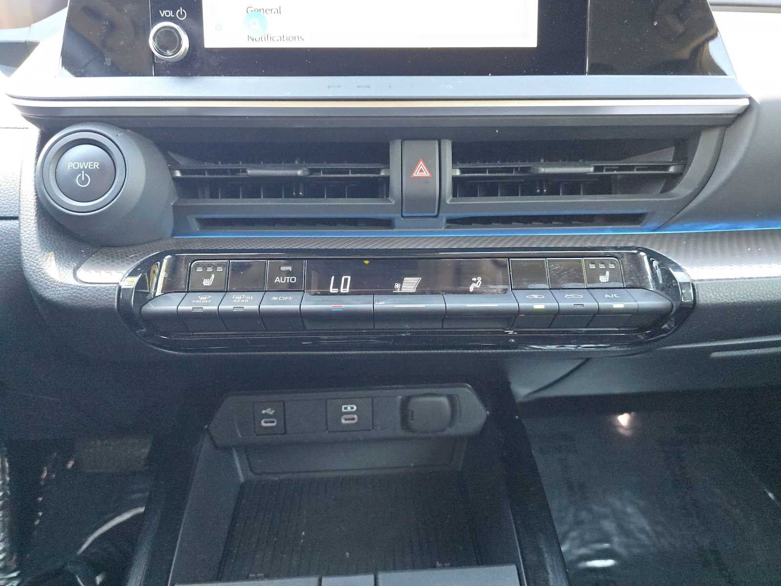 2025 Toyota Prius XLE