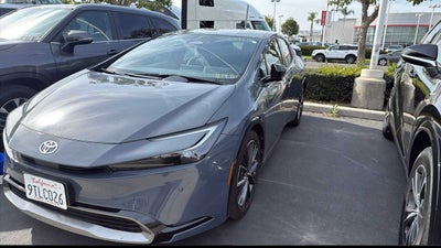 2025 Toyota Prius XLE