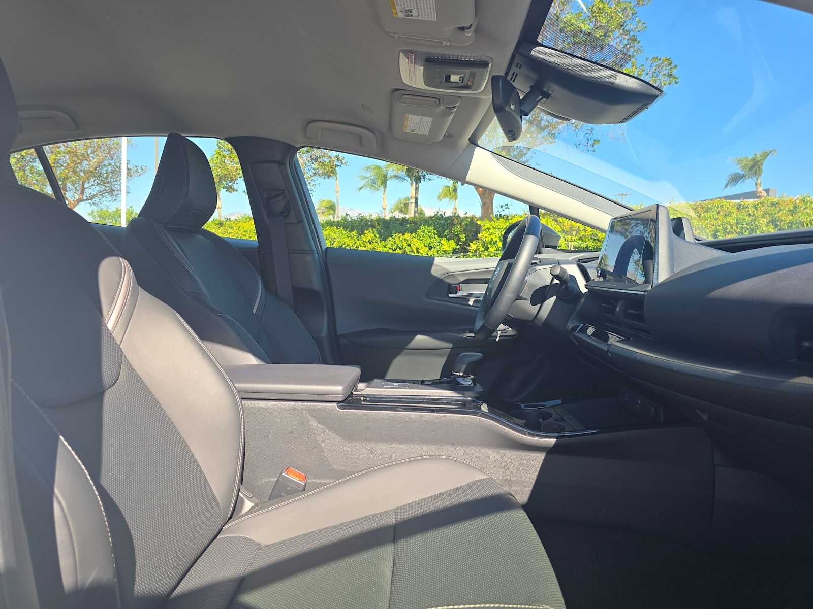 2025 Toyota Prius XLE