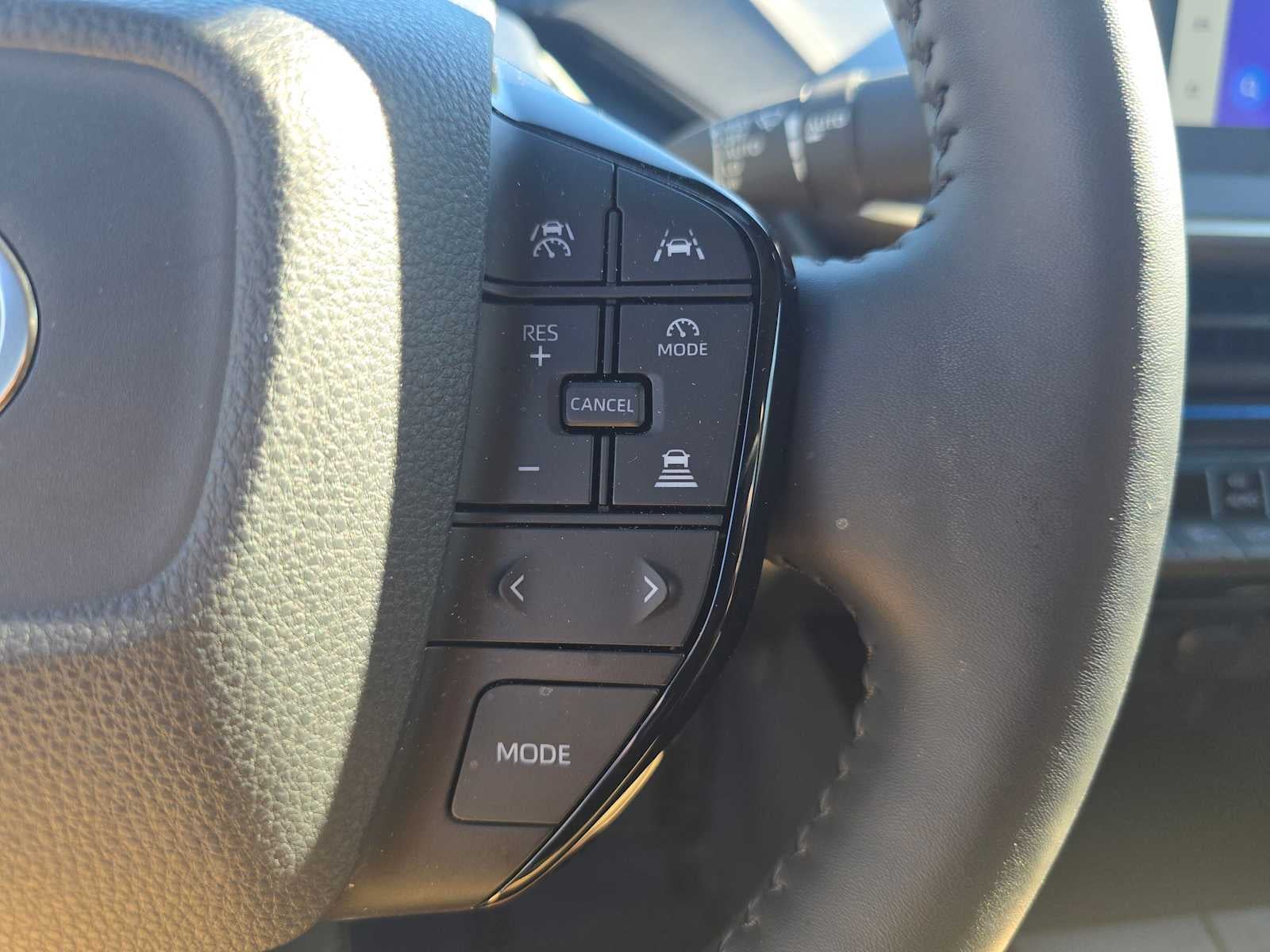 2025 Toyota Prius XLE