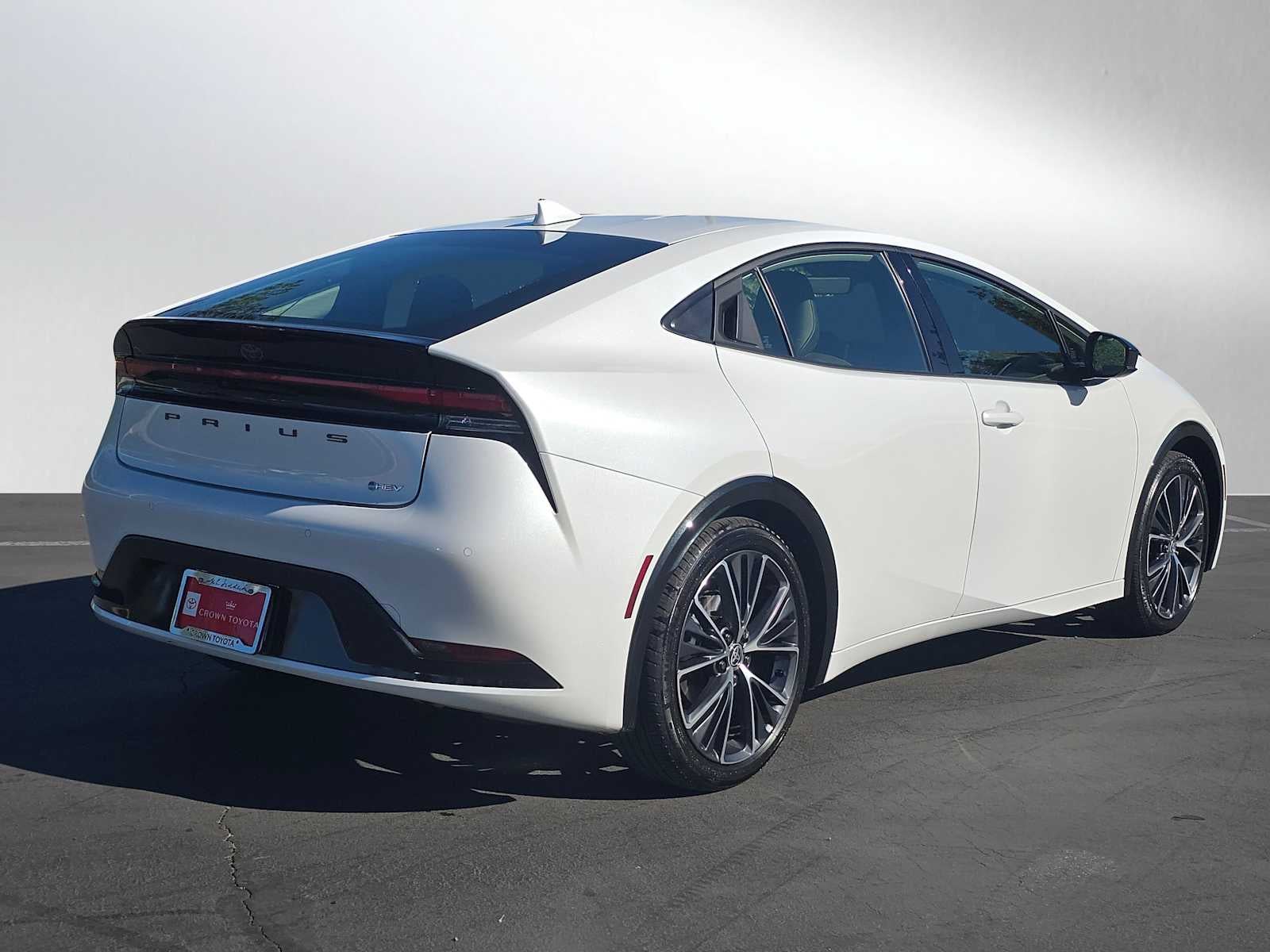 2025 Toyota Prius XLE