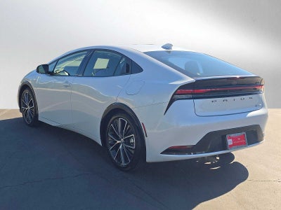 2025 Toyota Prius XLE