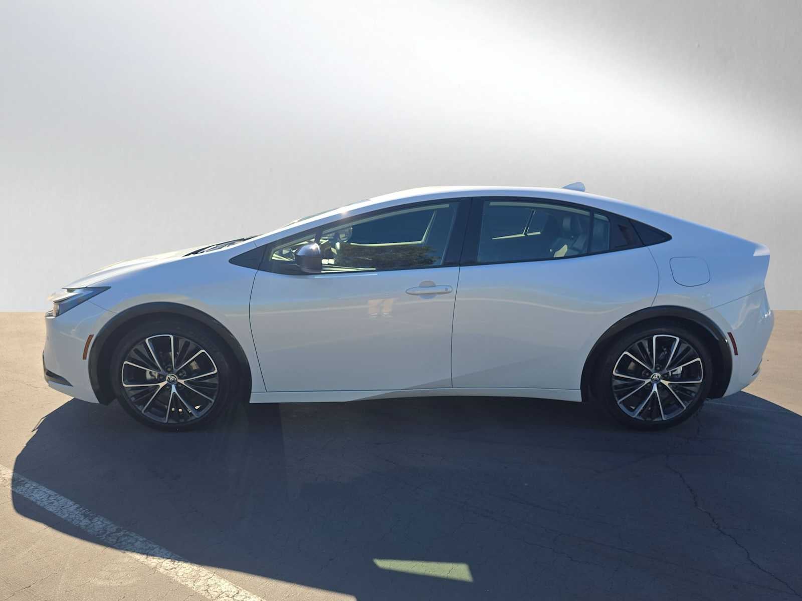 2025 Toyota Prius XLE