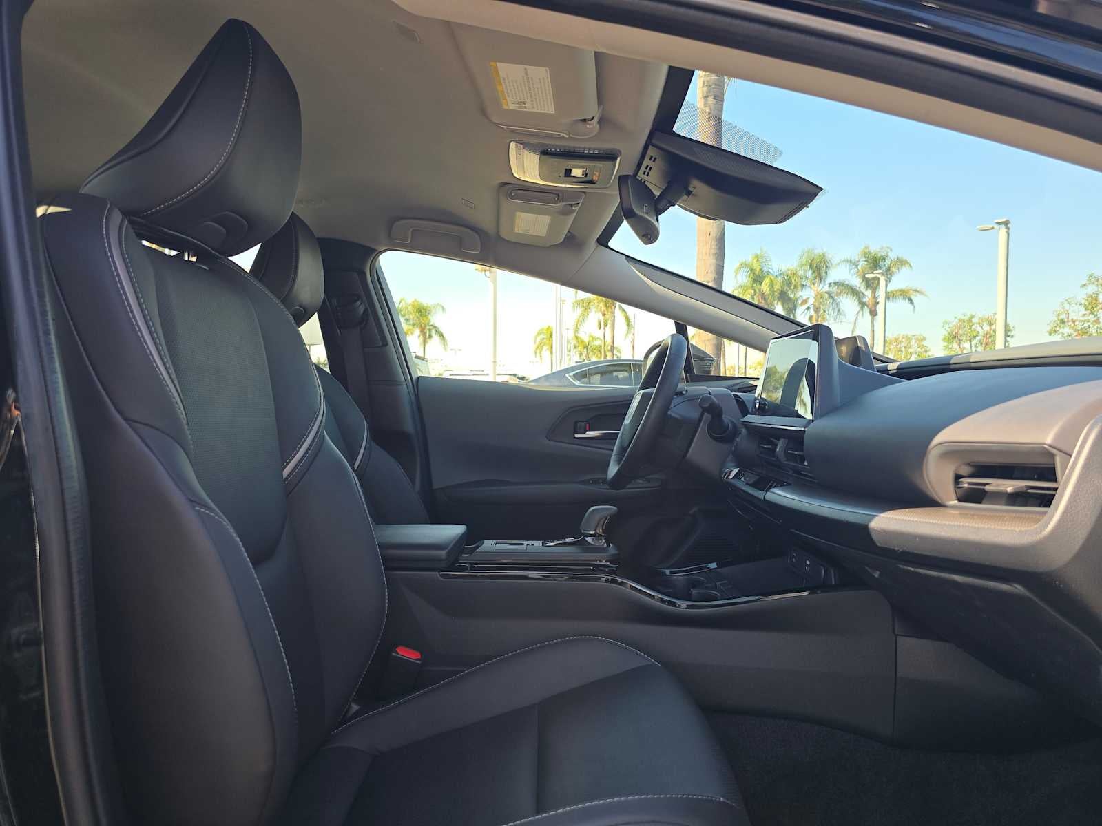 2025 Toyota Prius XLE