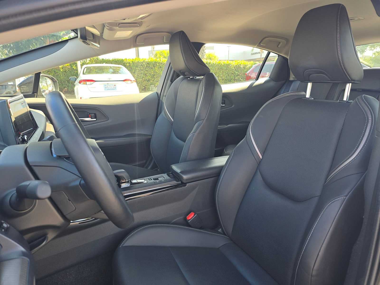 2025 Toyota Prius XLE
