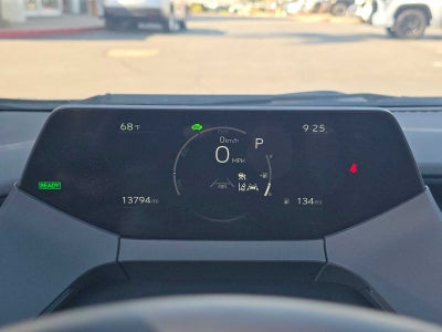 2025 Toyota Prius XLE