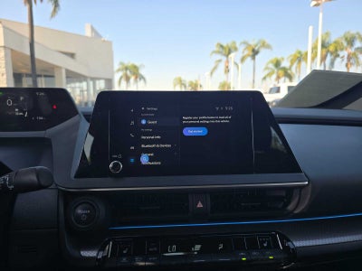 2025 Toyota Prius XLE