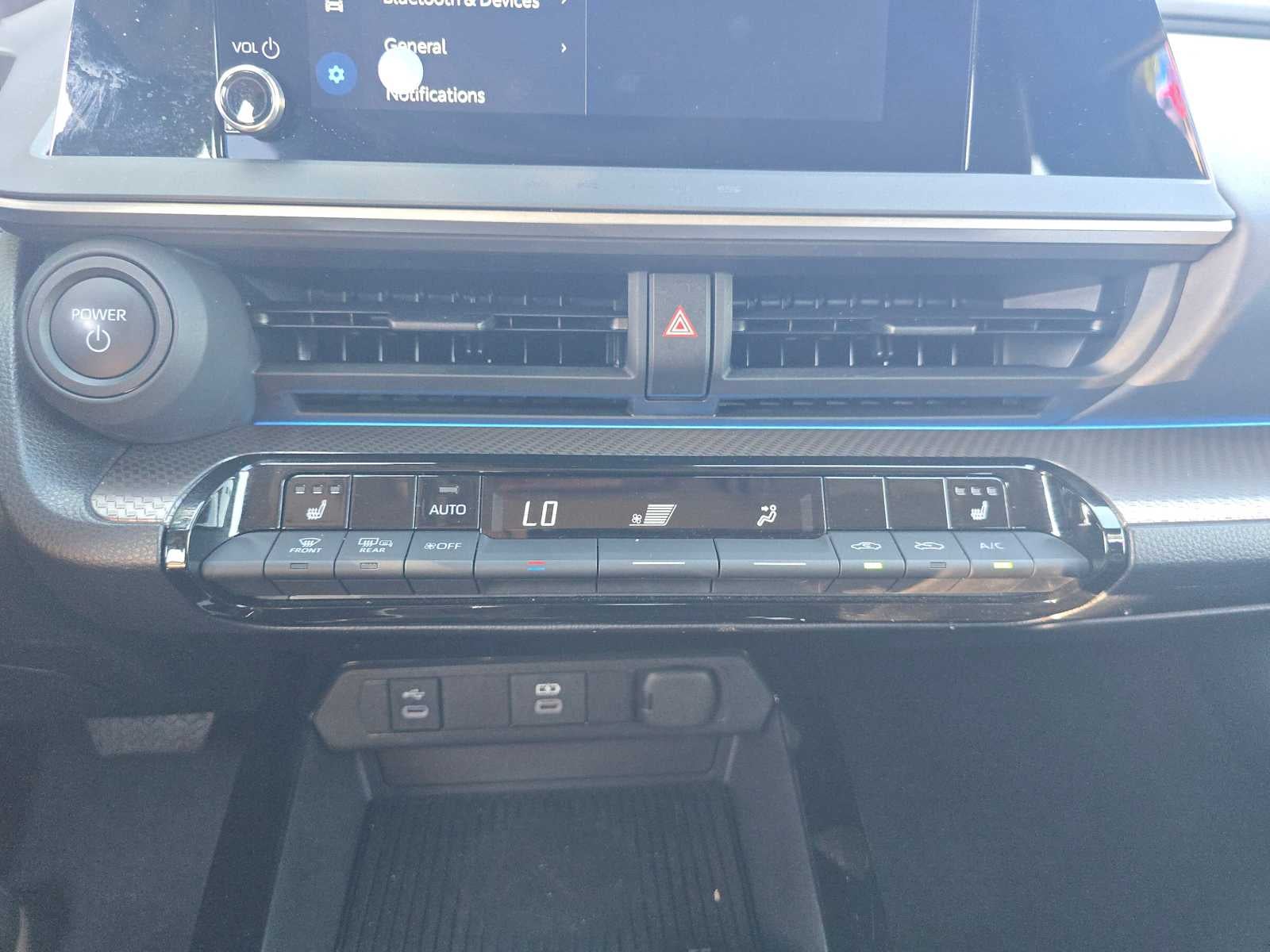 2025 Toyota Prius XLE