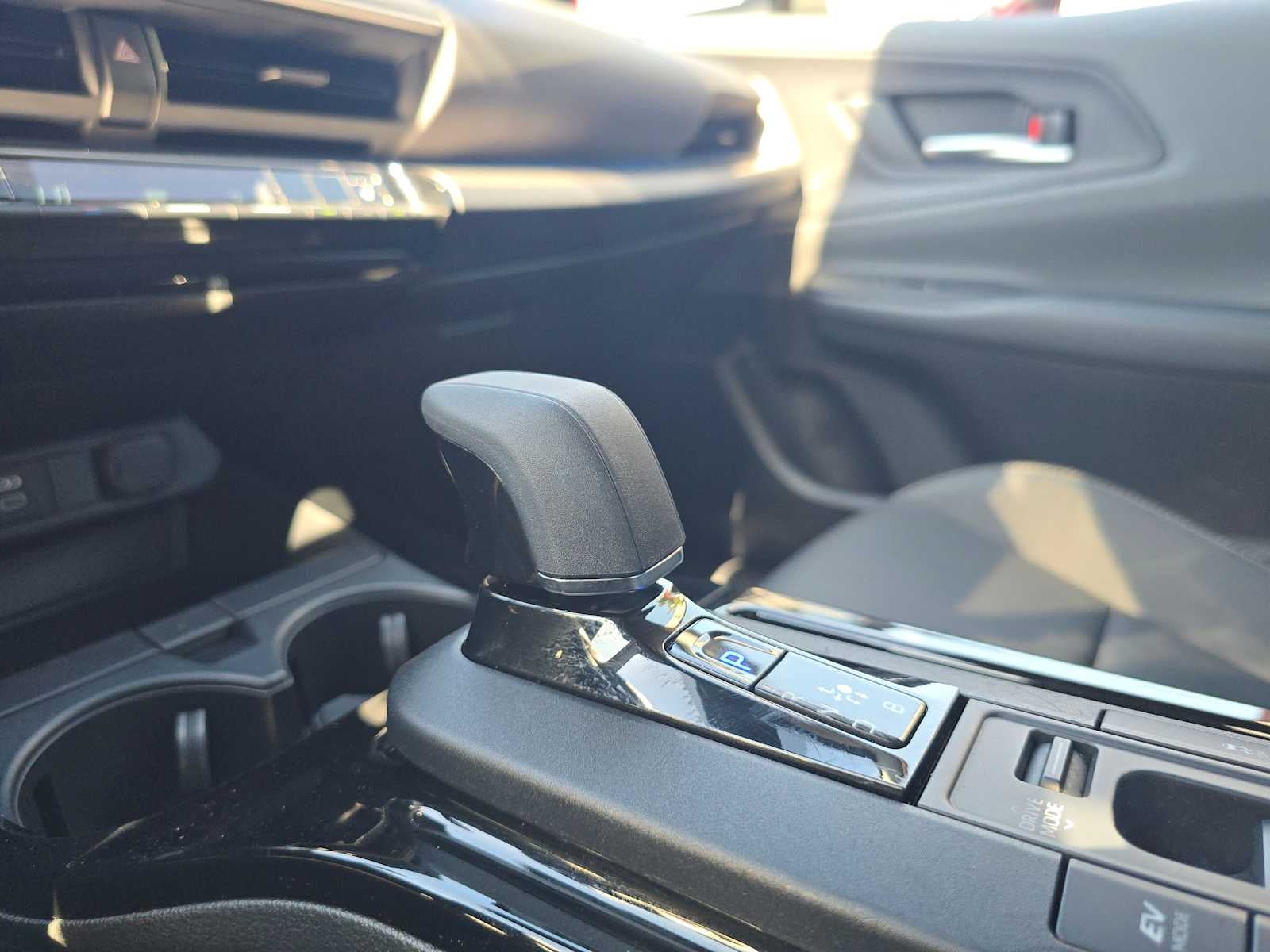 2025 Toyota Prius XLE