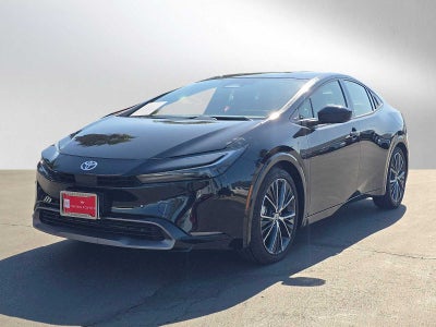 2025 Toyota Prius XLE
