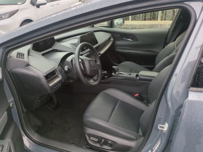 2025 Toyota Prius XLE