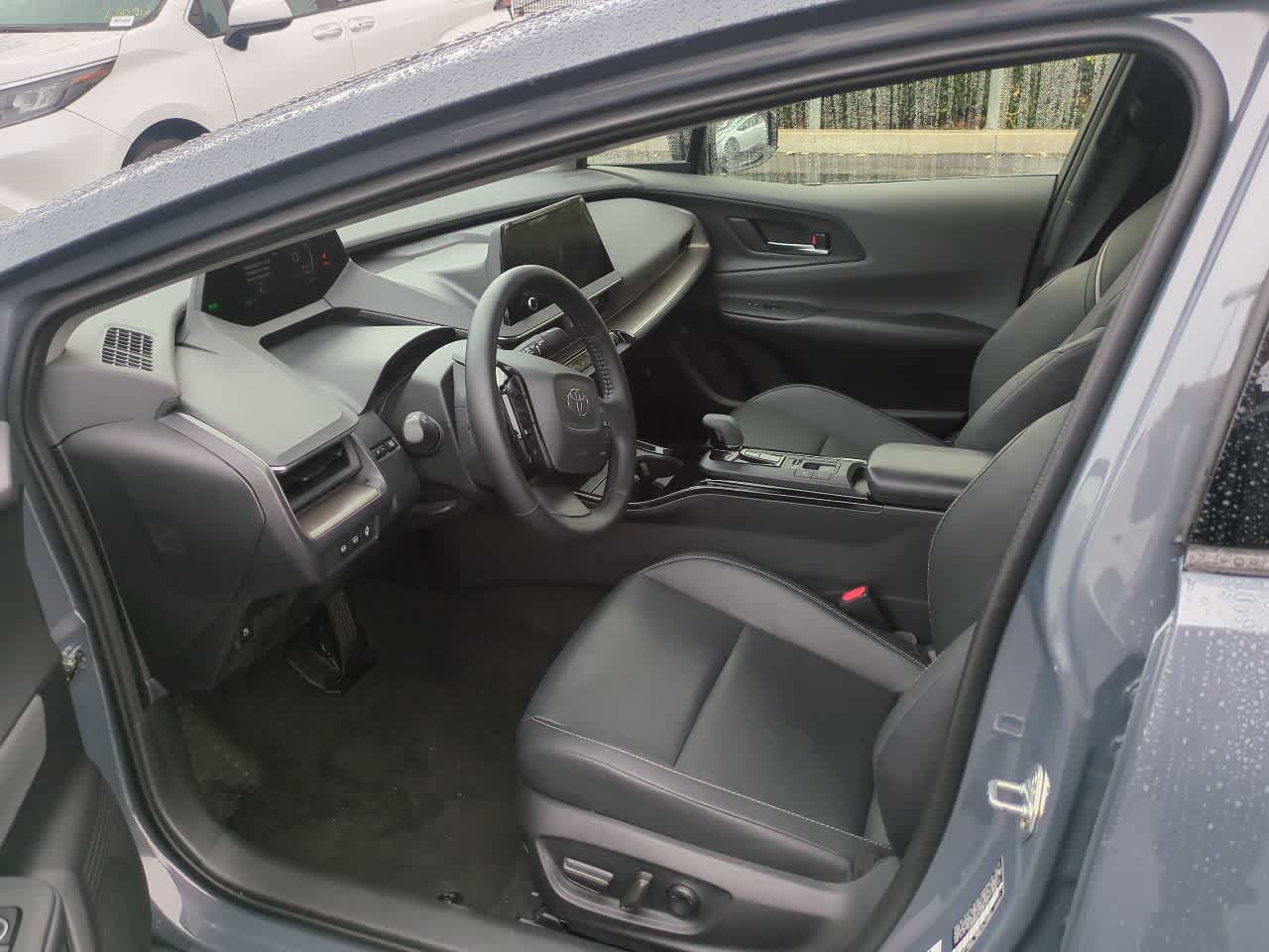 2025 Toyota Prius XLE