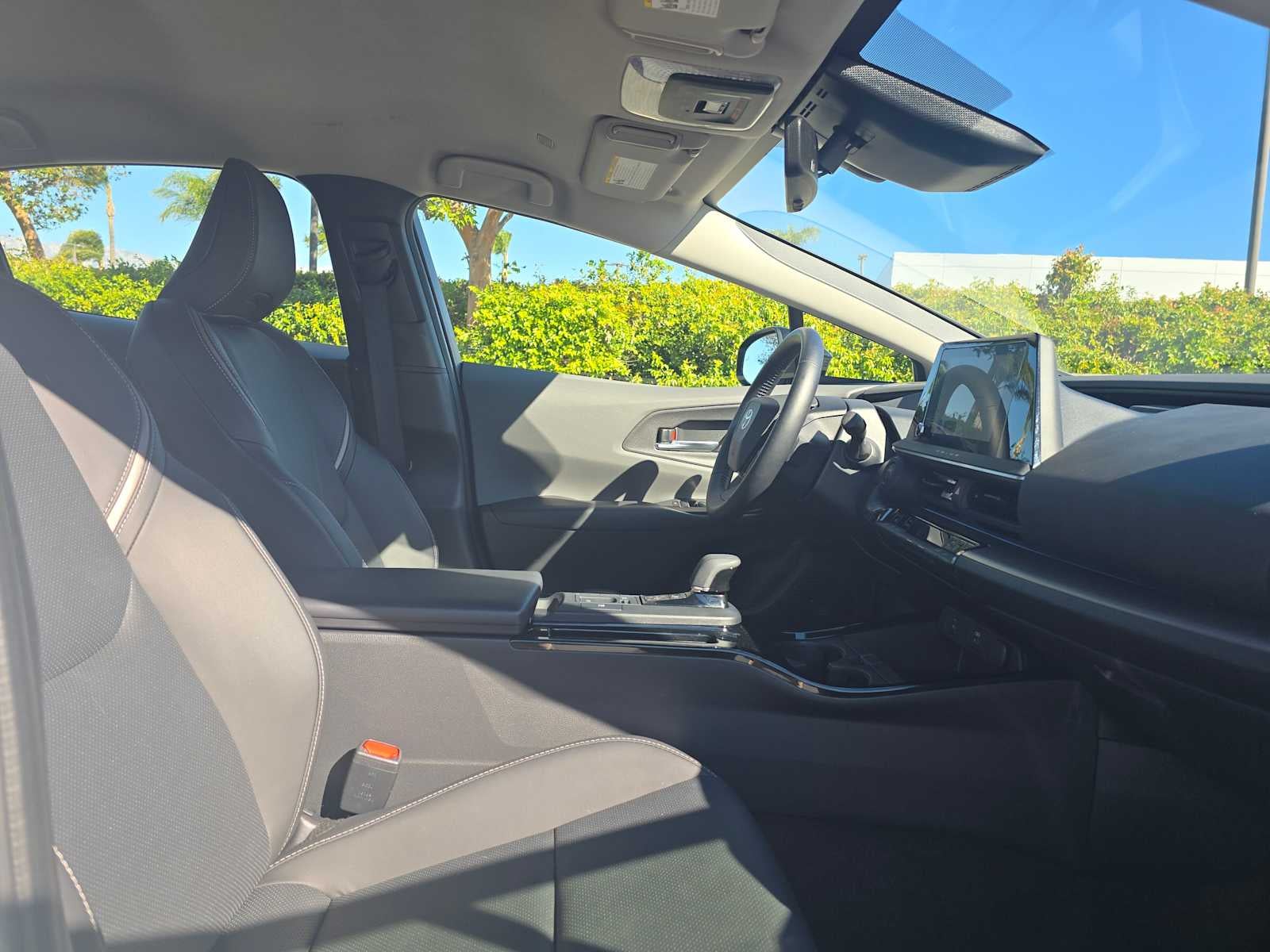 2025 Toyota Prius XLE