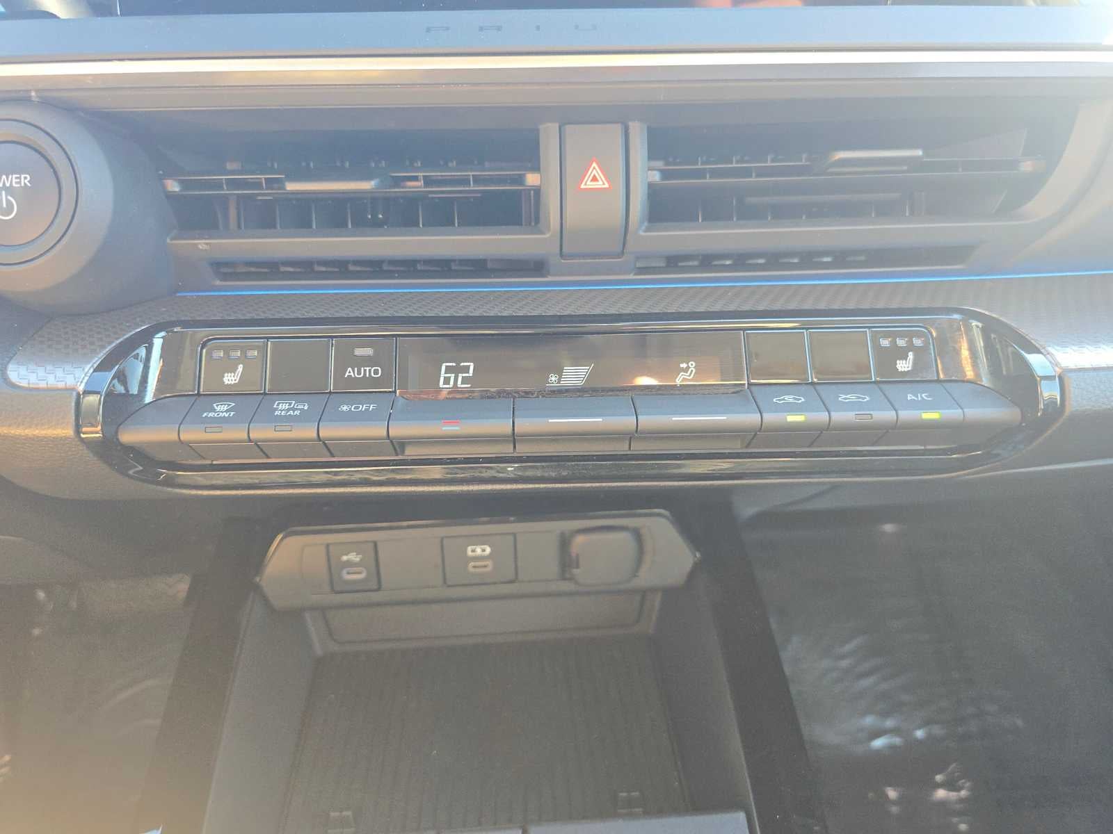 2025 Toyota Prius XLE