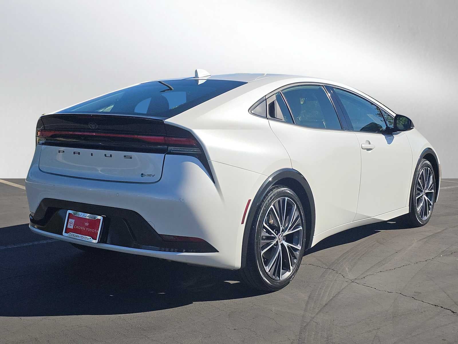 2025 Toyota Prius XLE