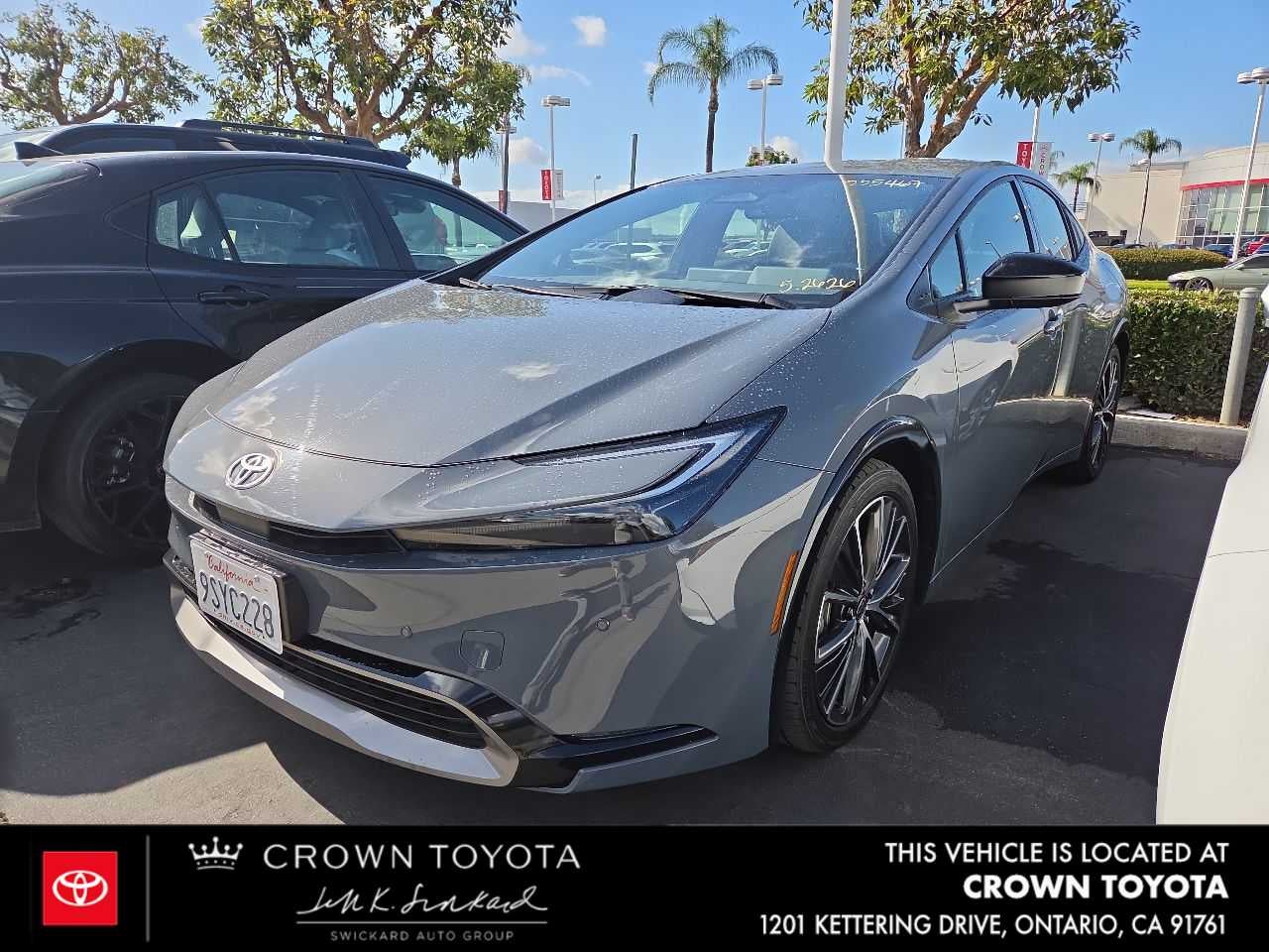 2025 Toyota Prius's photo