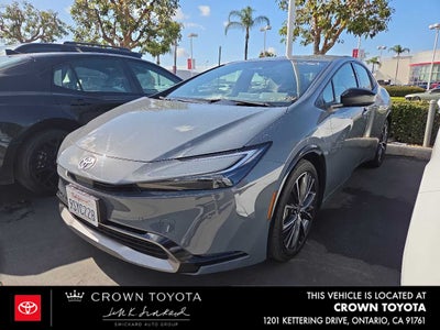 2025 Toyota Prius XLE