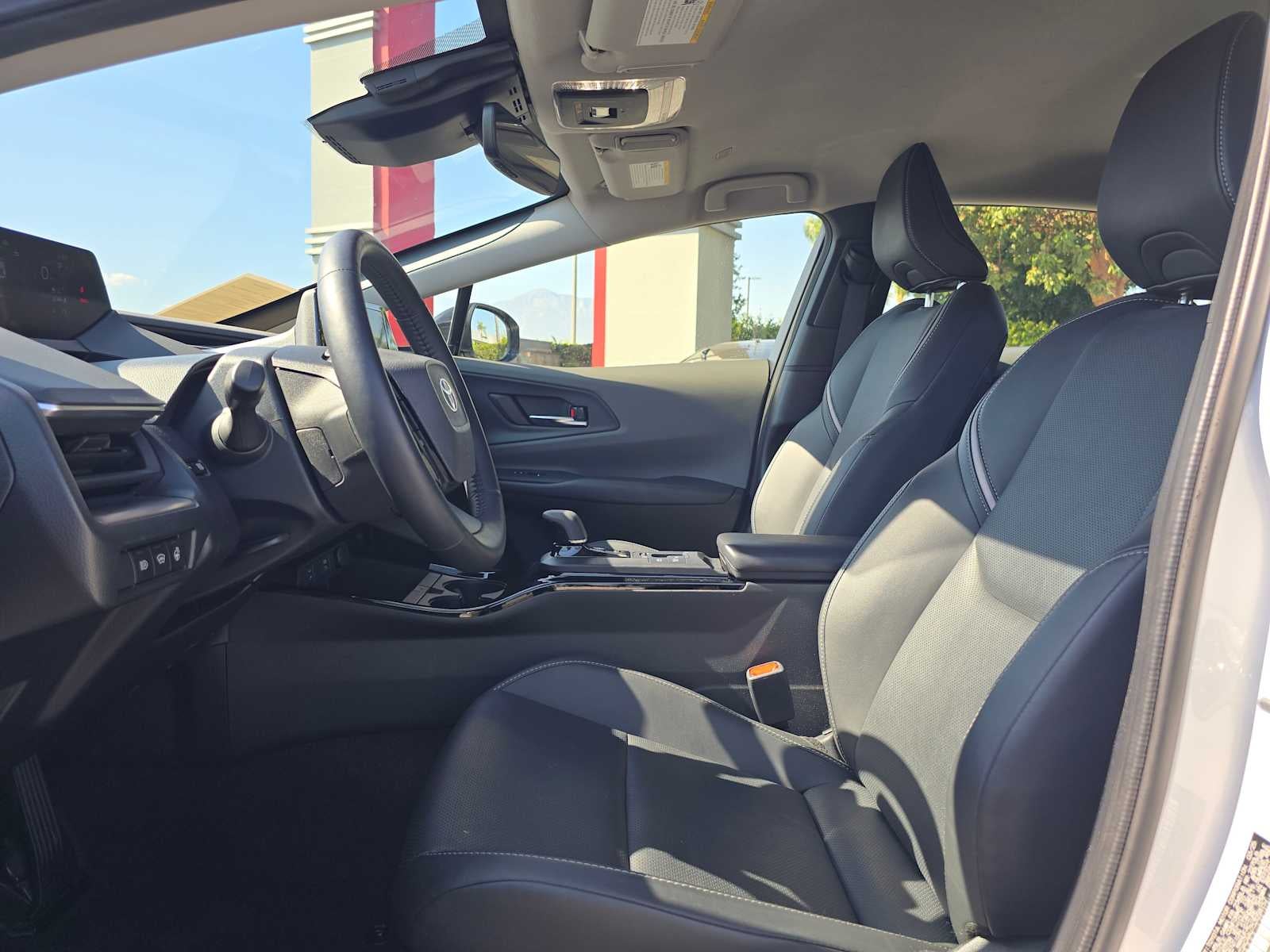 2025 Toyota Prius XLE