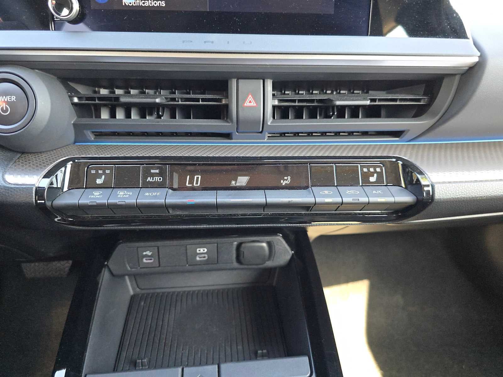 2025 Toyota Prius XLE