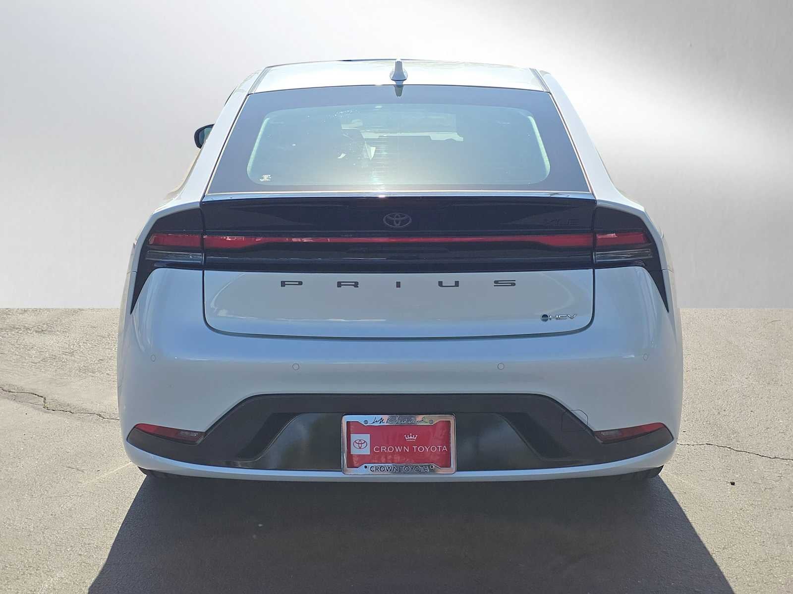 2025 Toyota Prius XLE
