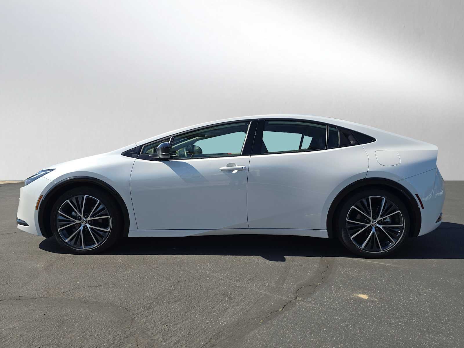 2025 Toyota Prius XLE