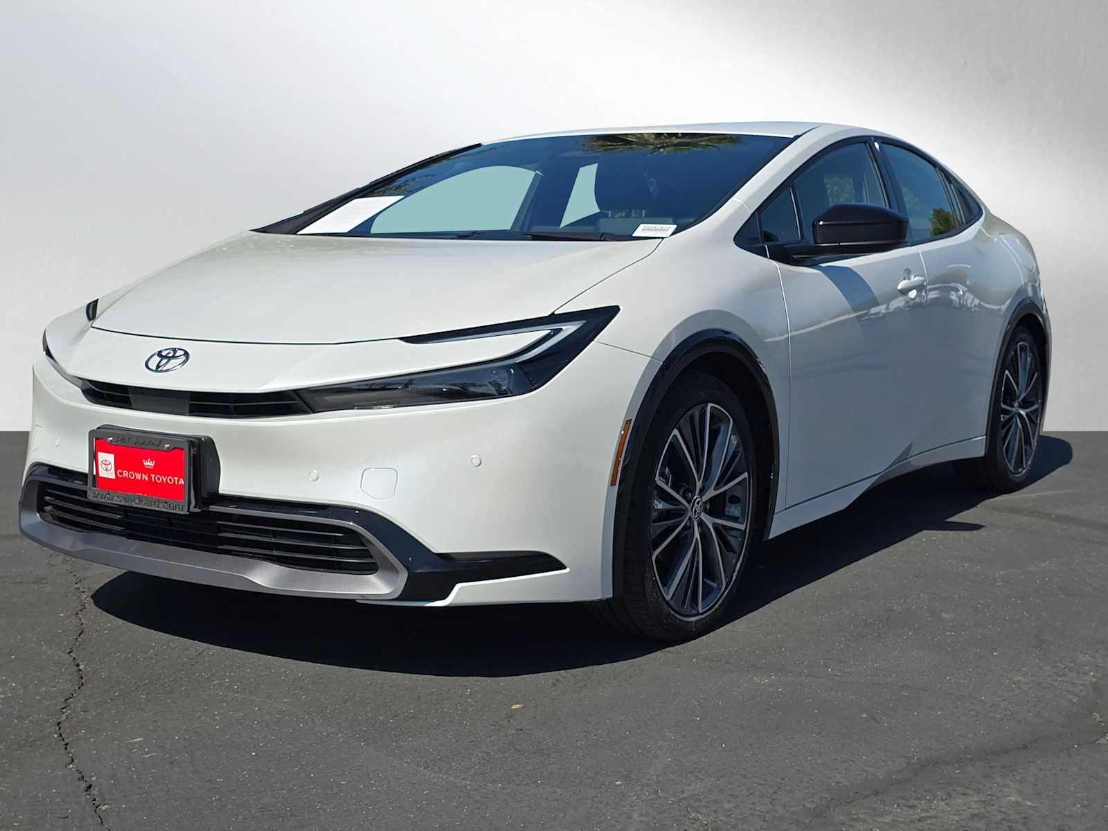 2025 Toyota Prius XLE