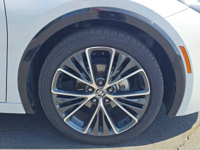 2025 Toyota Prius XLE