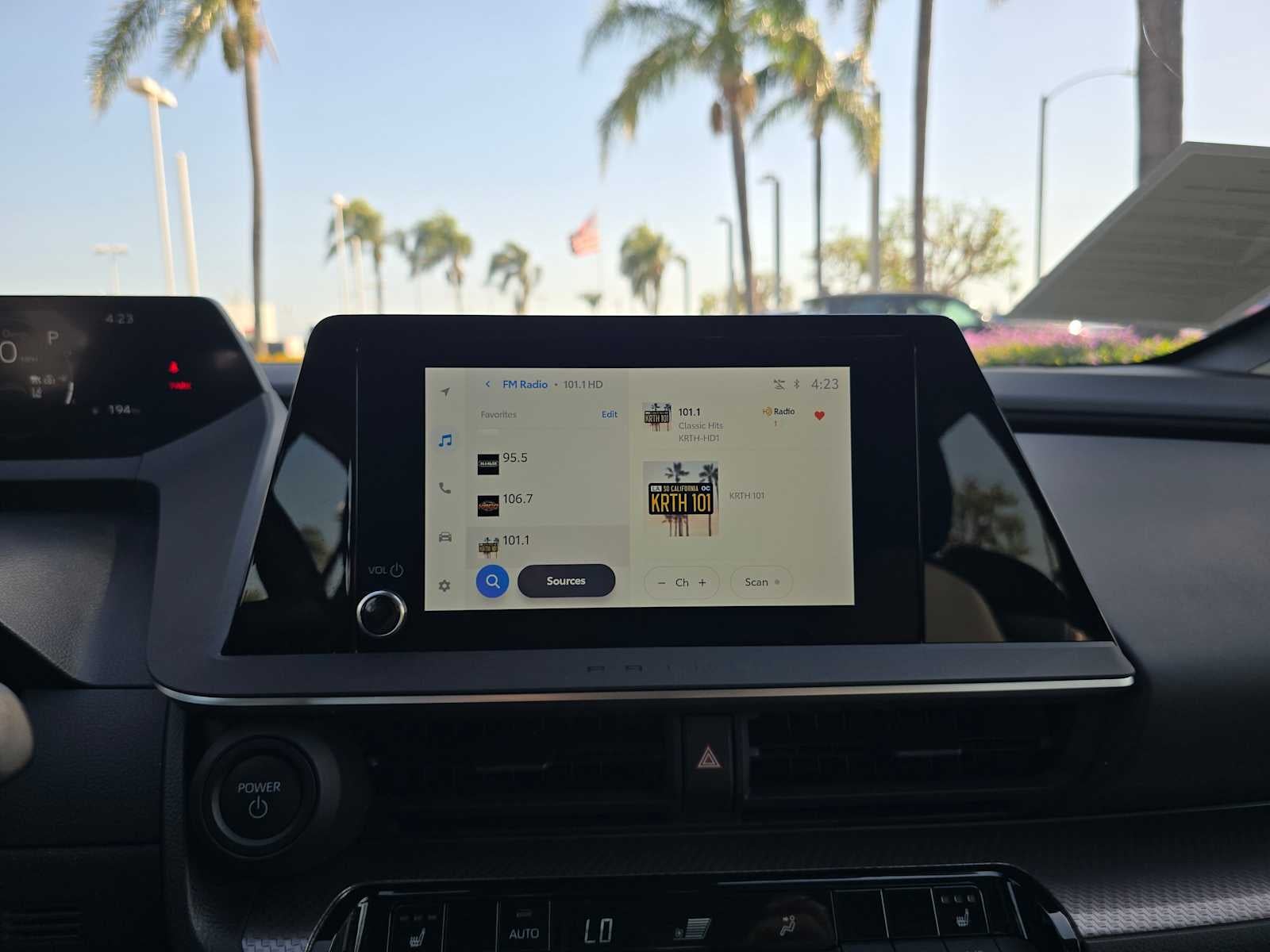 2025 Toyota Prius XLE