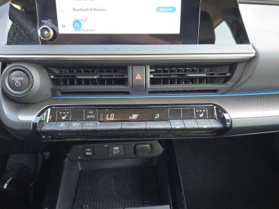 2025 Toyota Prius XLE
