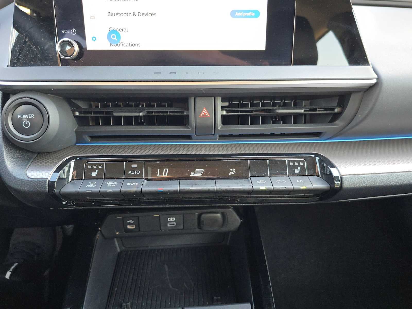 2025 Toyota Prius XLE