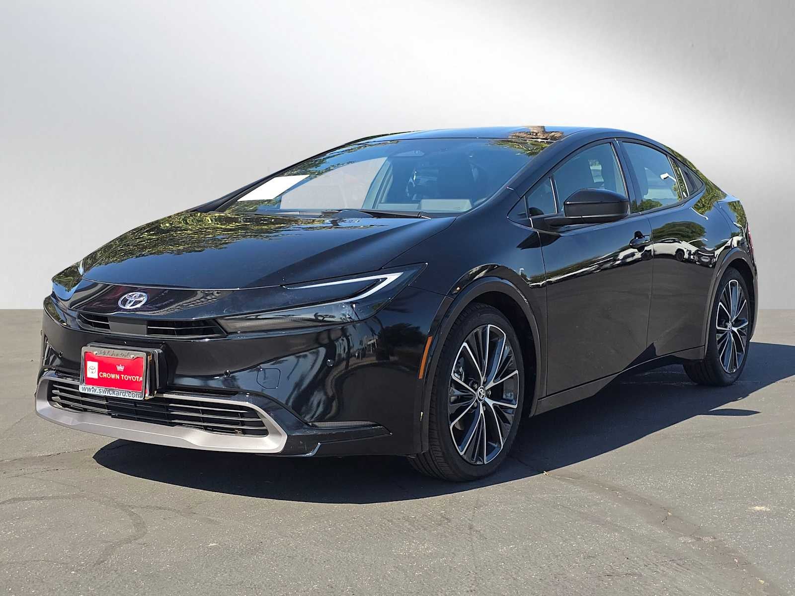 2025 Toyota Prius XLE