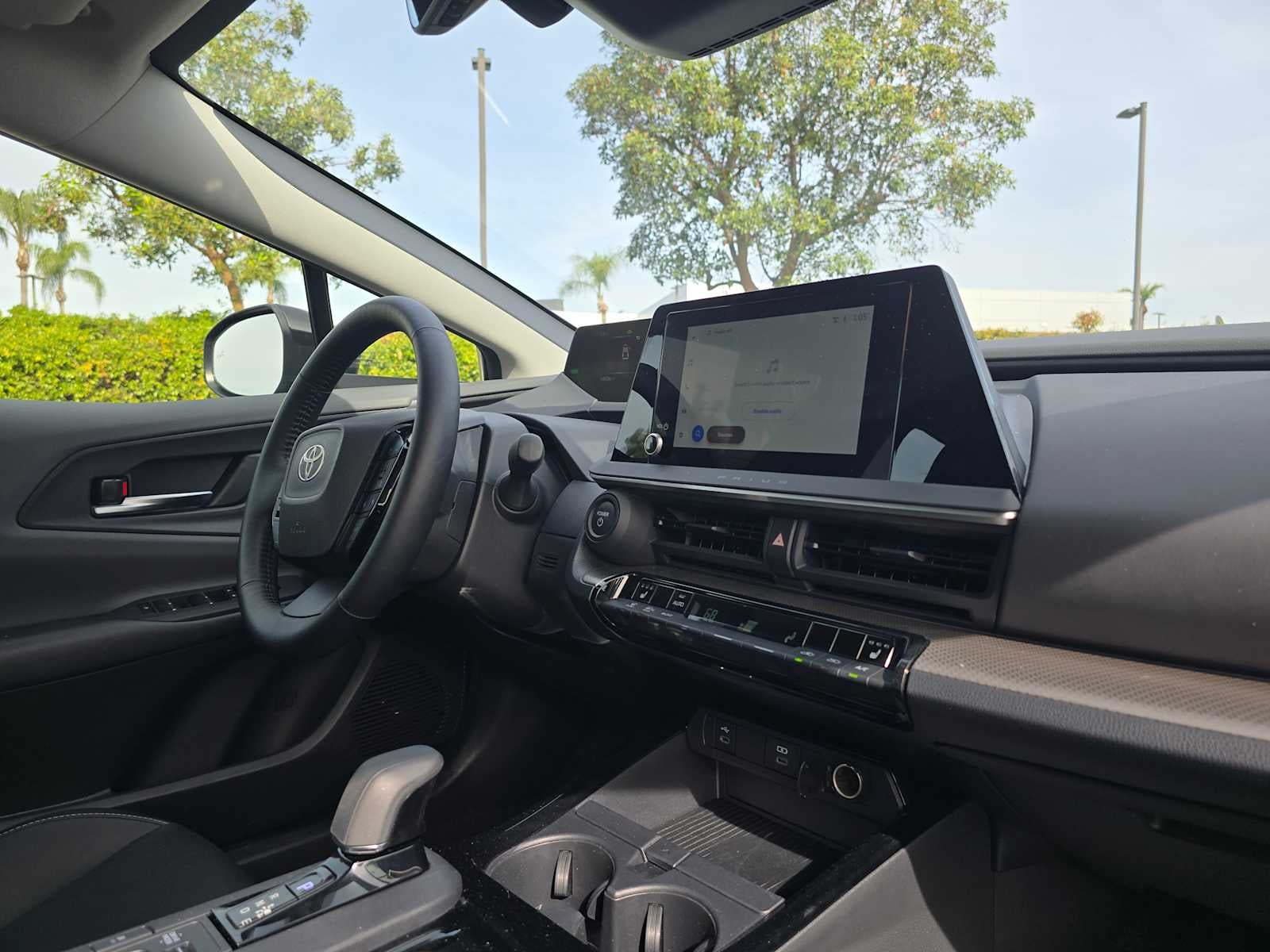 2025 Toyota Prius XLE