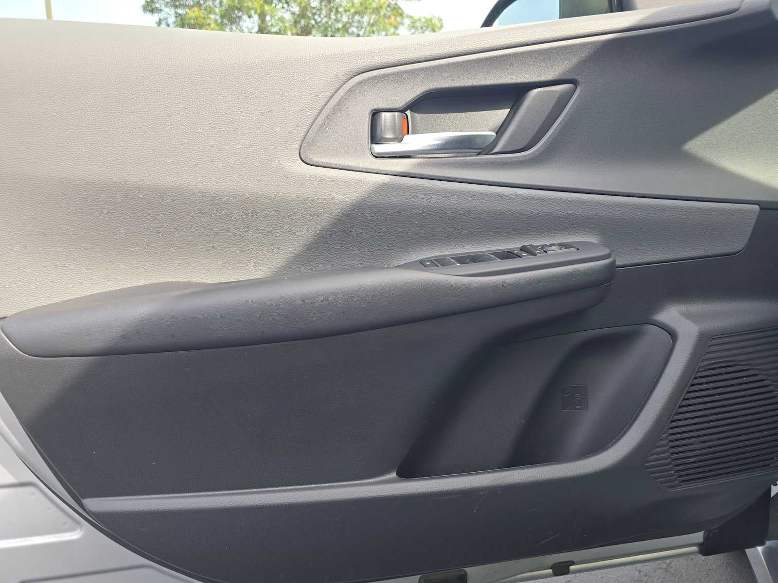 2025 Toyota Prius XLE